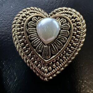 Vintage Heart Acrylic Brooch Faux Pearl Center Gold Tone Romantic Taiwan